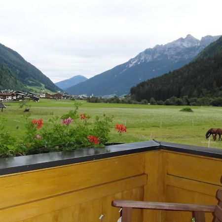 Luenerhof Guest House Neustift im Stubaital Bilik gambar